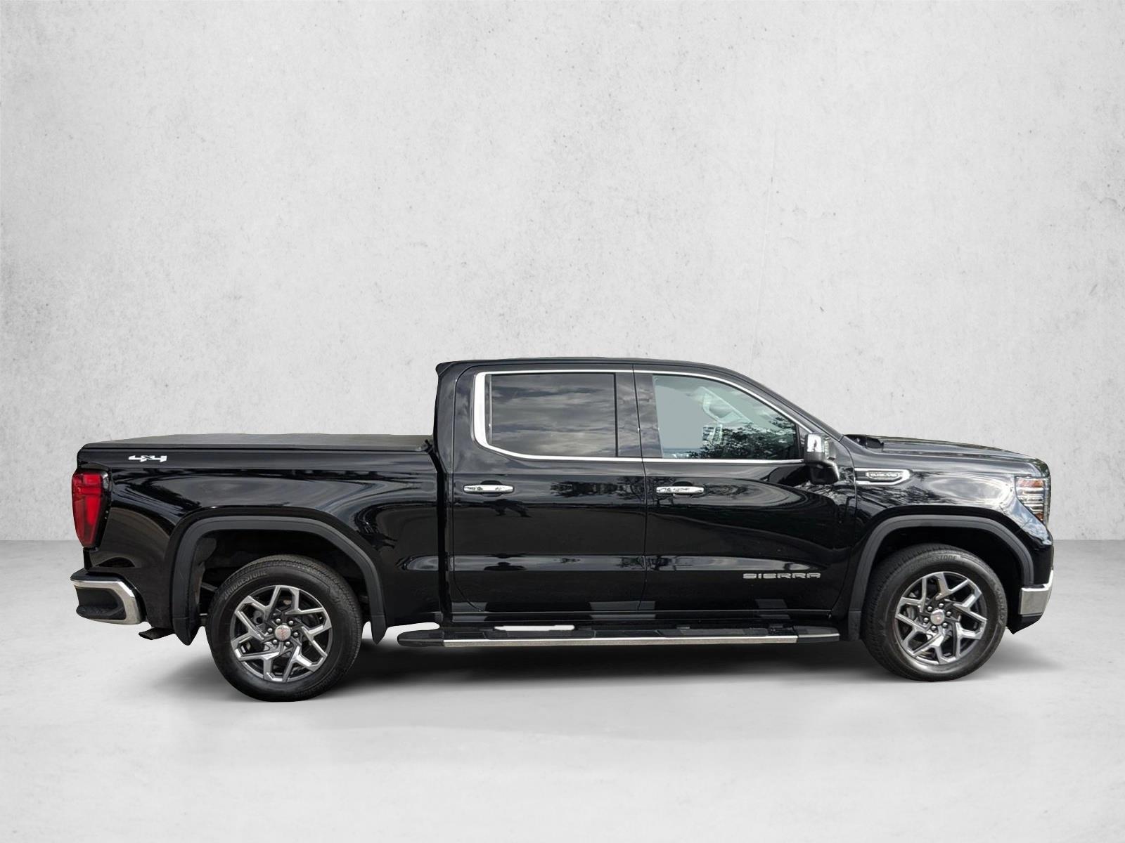 2024 Gmc Sierra 1500 SLT photo 4