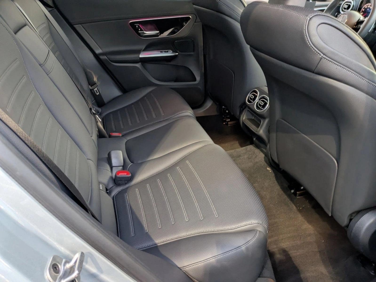 2026 Mercedes-Benz GLC Base - Photo 18