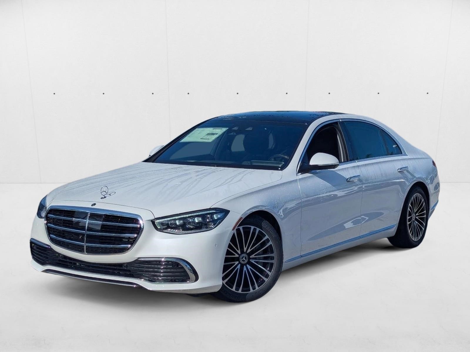 2025 Mercedes-Benz S-Class S 580's photo