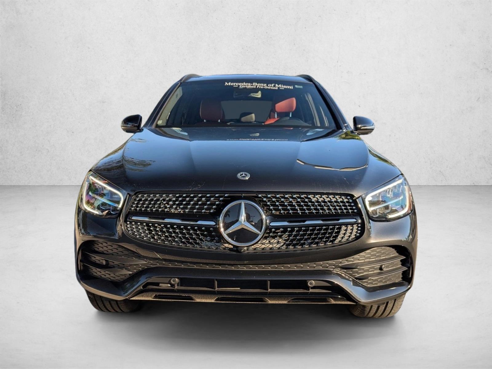 2022 Mercedes Benz GLC 300 photo 2