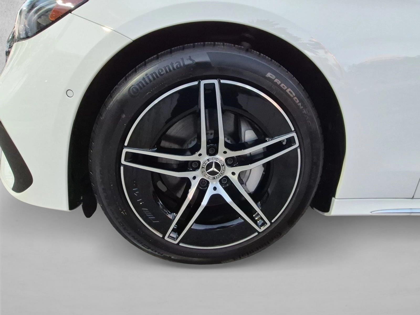 2026 Mercedes-Benz E-Class E350 - Photo 25