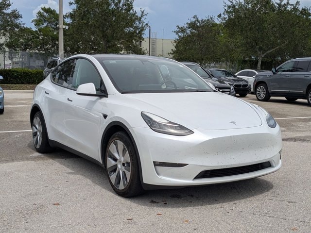 Used 2022 Tesla Model Y Long Range with VIN 7SAYGDEE5NF307654 for sale in Miami, FL