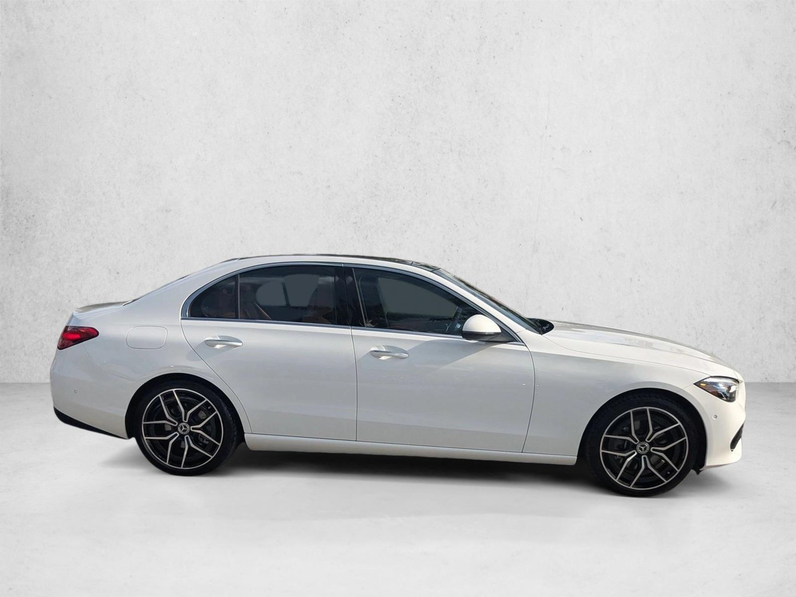 2025 Mercedes Benz C 300 Sedan photo 4