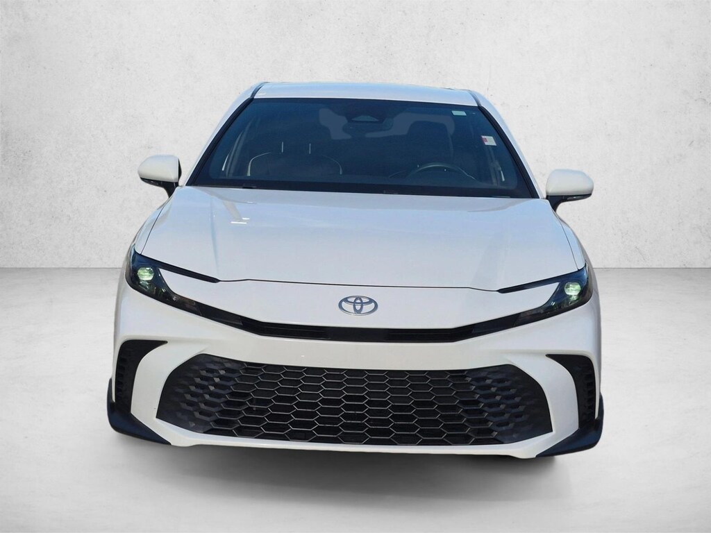 Used 2025 Toyota Camry SE Sedan