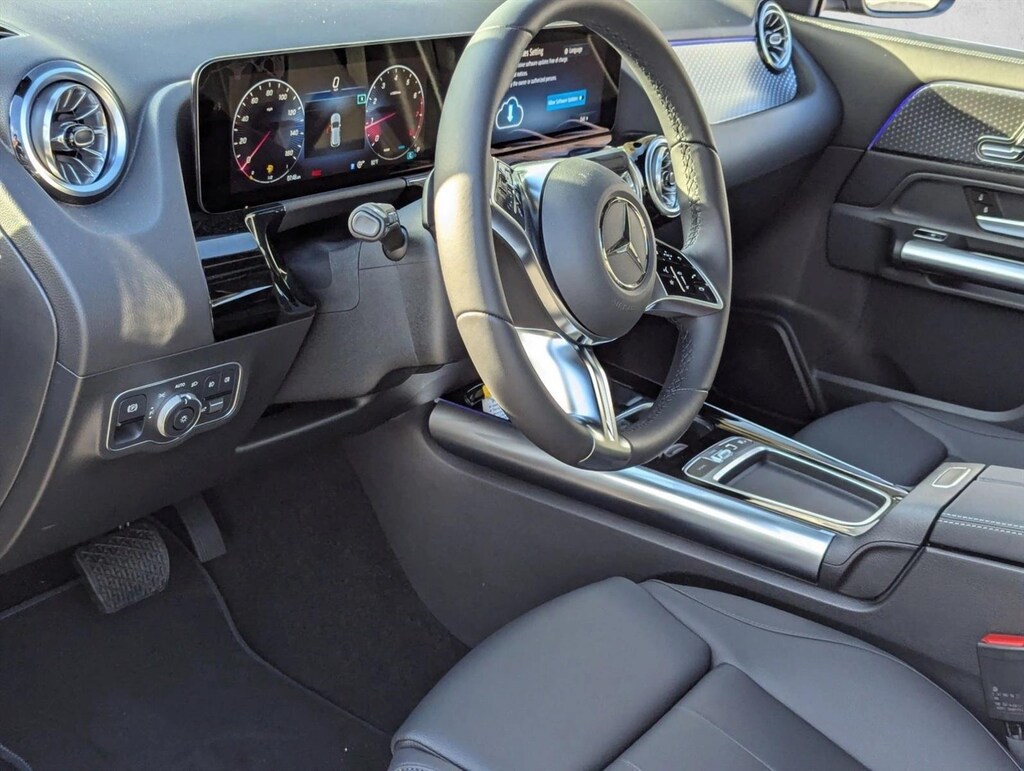 Used 2025 Mercedes-Benz