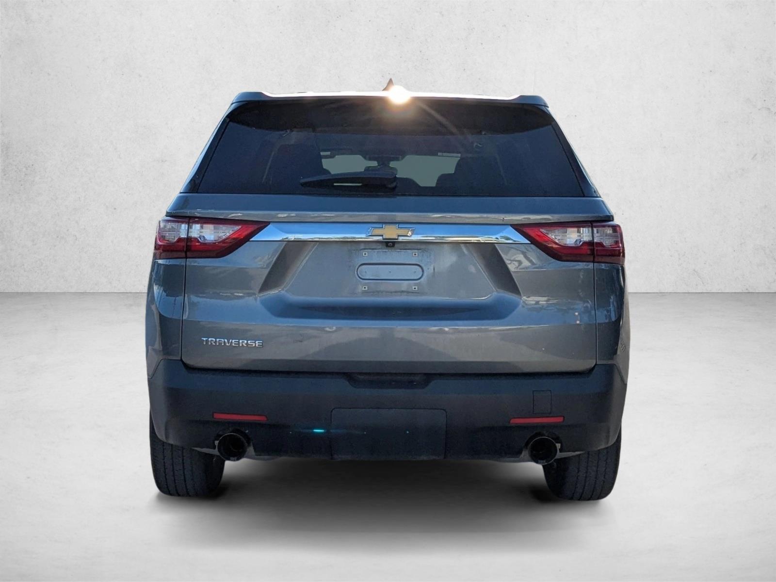 2020 Chevrolet Traverse 1LS photo 3