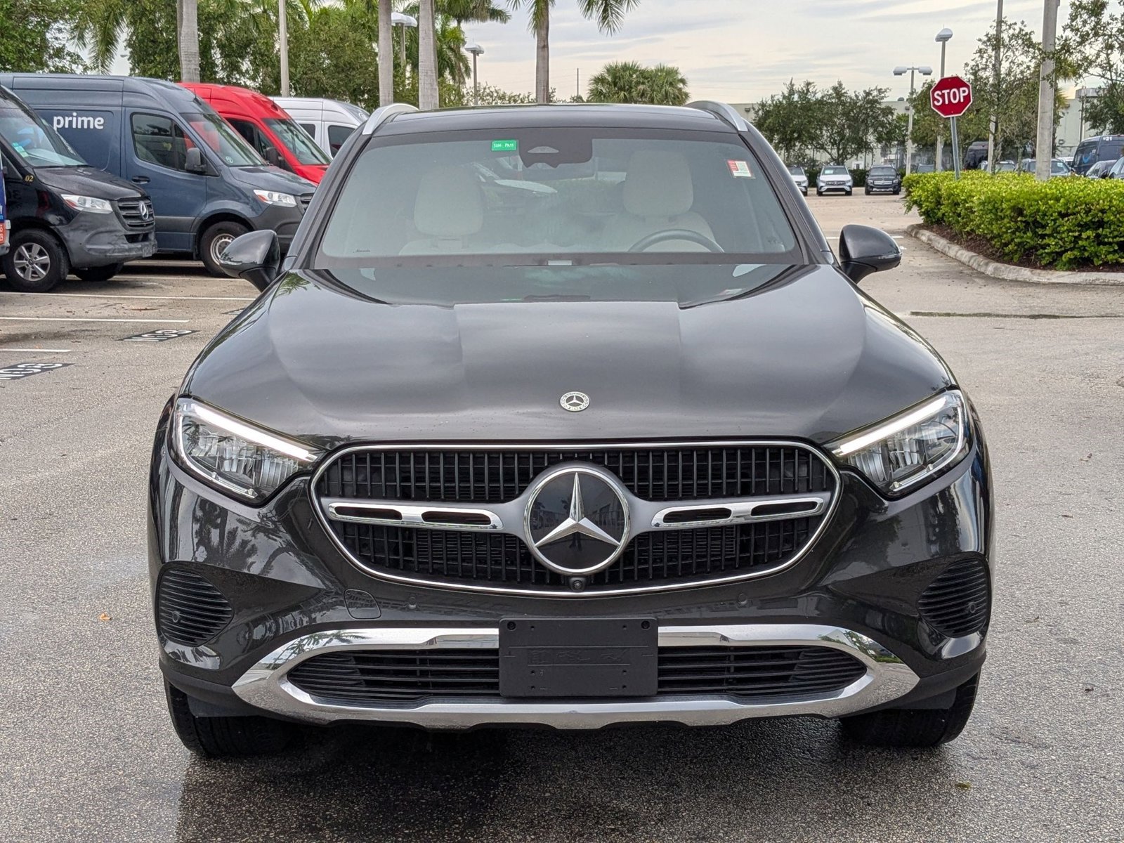 2023 Mercedes Benz GLC 300 photo 2
