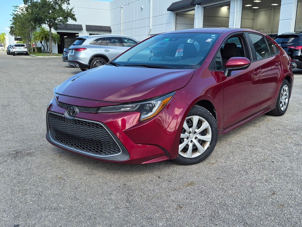 Used 2022 Toyota Corolla LE Sedan