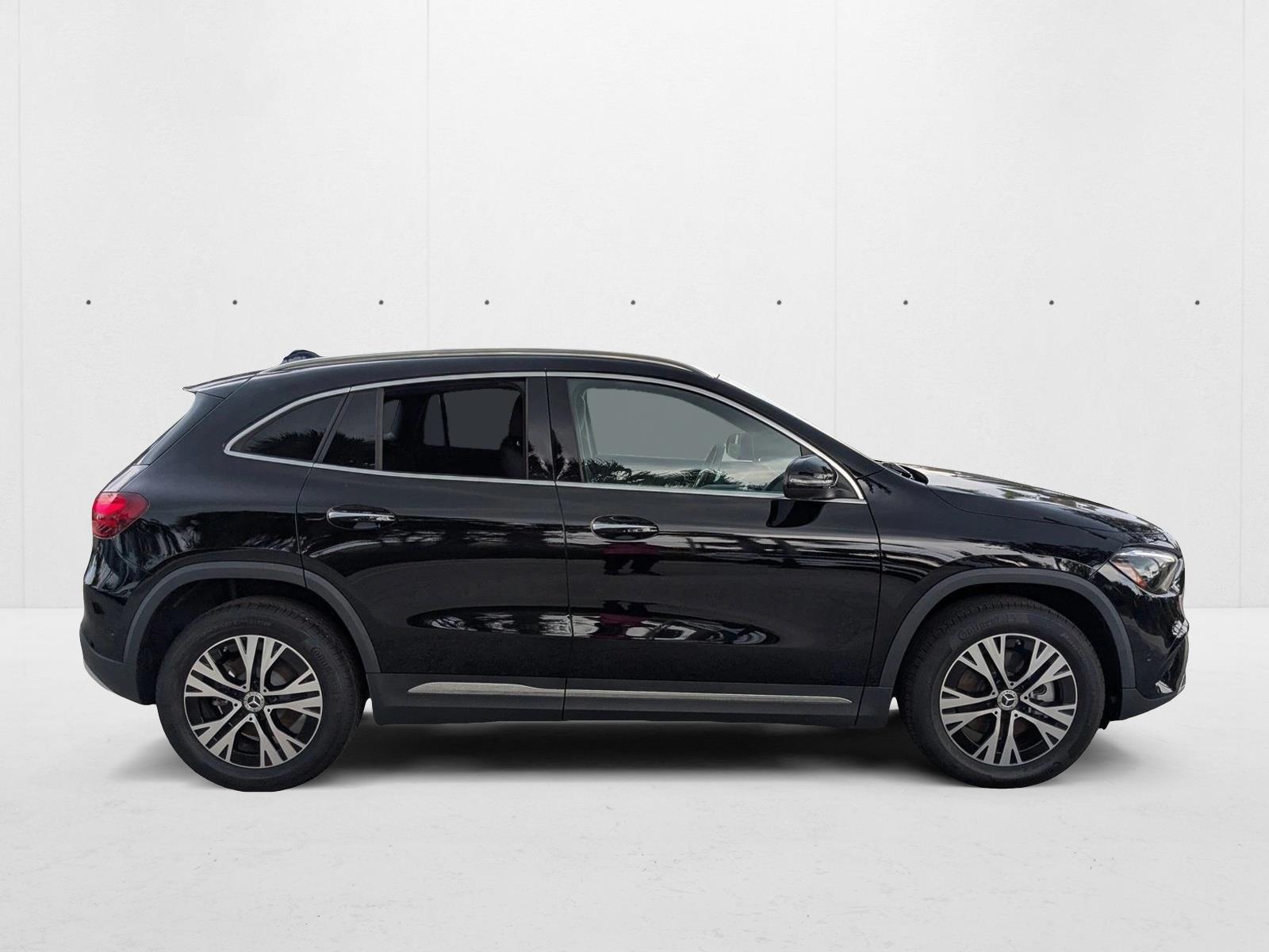 2025 Mercedes Benz GLA 250 photo 2