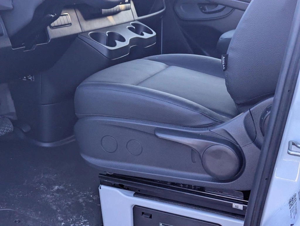 New 2025 Mercedes-Benz Sprinter Cargo Van 2500 Standard Roof I4 Diesel HO 144" RWD Van Cargo Van