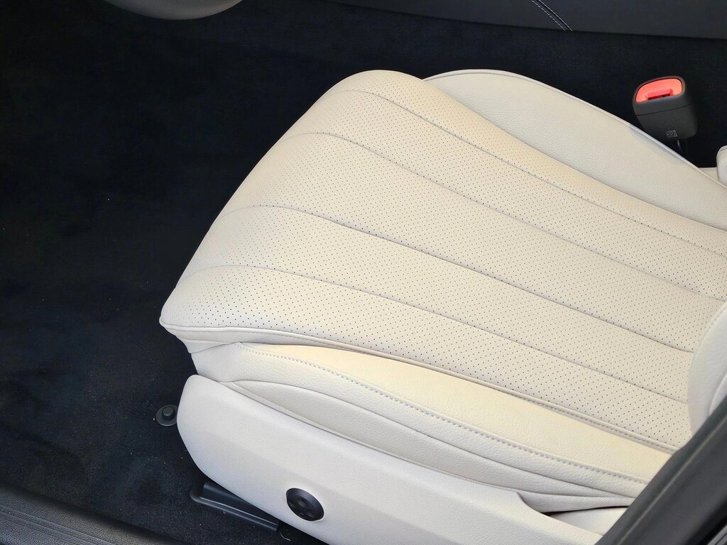 New 2026 Mercedes-Benz E-Class E 350 4MATIC ® Sedan Sedan