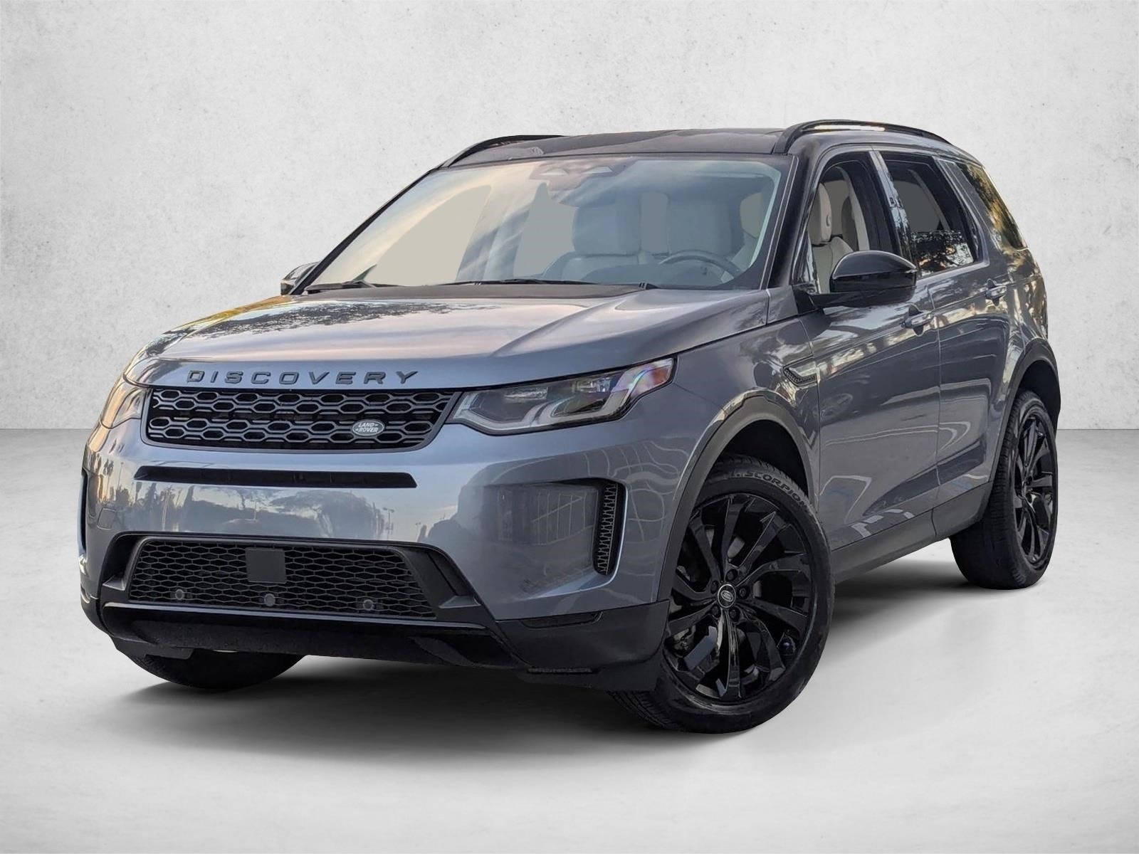 2023 Land Rover Discovery Sport S's photo