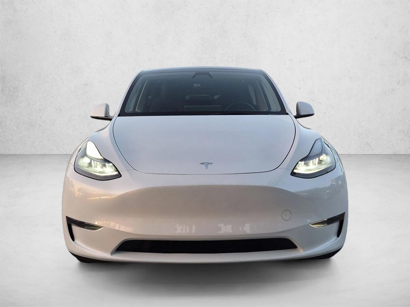 Used 2024 Tesla Model Y Long Range with VIN 7SAYGDEEXRA243937 for sale in Miami, FL
