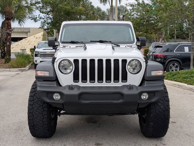 Used 2022 Jeep Wrangler Unlimited Altitude with VIN 1C4HJXDG6NW173493 for sale in Miami, FL