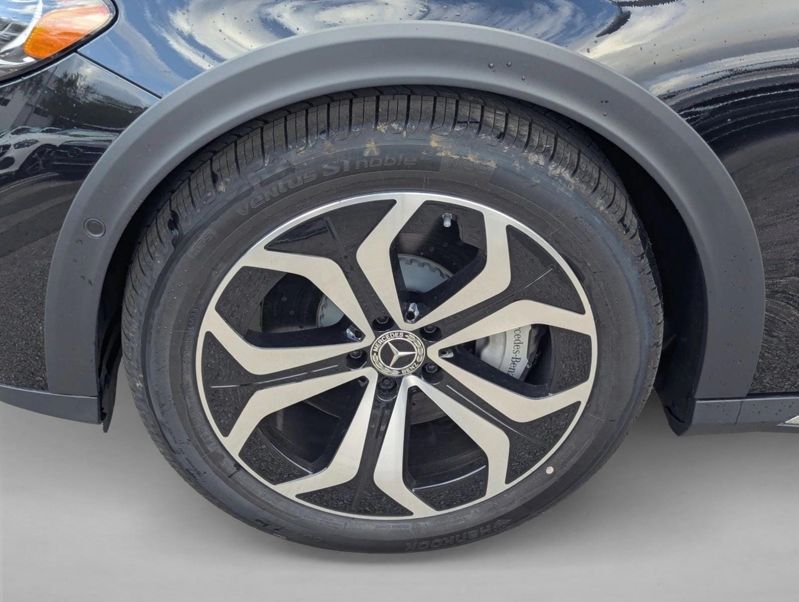 2025 Mercedes-Benz E-Class E450 All-Terrain - Photo 9