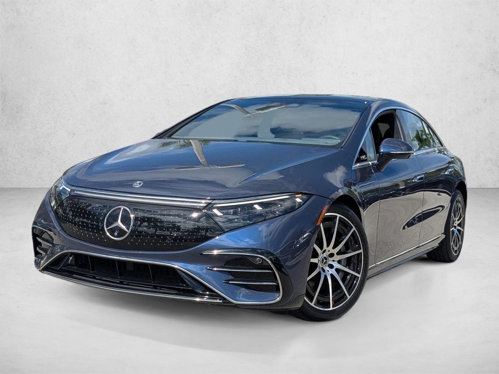 2022 Mercedes-Benz EQS Base's photo