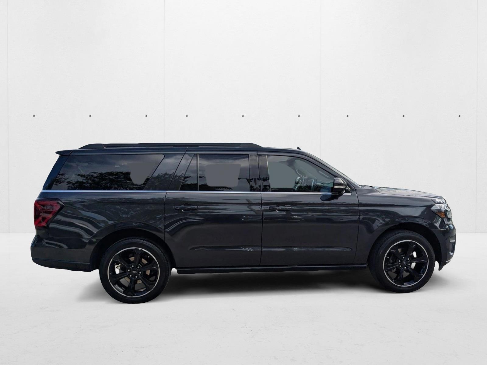 2024 Ford Expedition MAX Limited photo 3