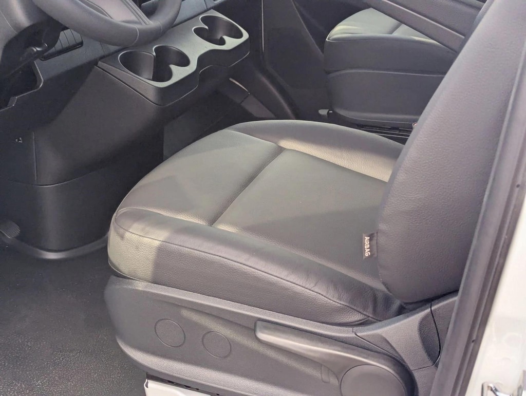 New 2025 Mercedes-Benz Sprinter Cargo Van 2500 Standard Roof I4 Diesel 144" RWD Van Cargo Van