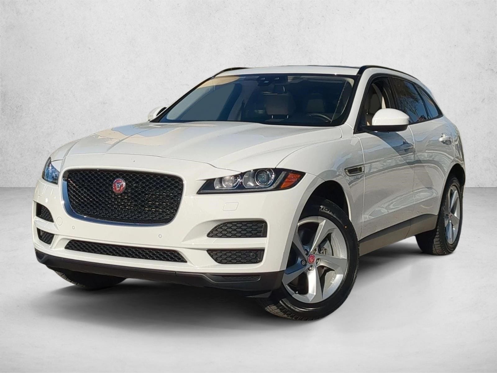 2018 Jaguar F-PACE Premium