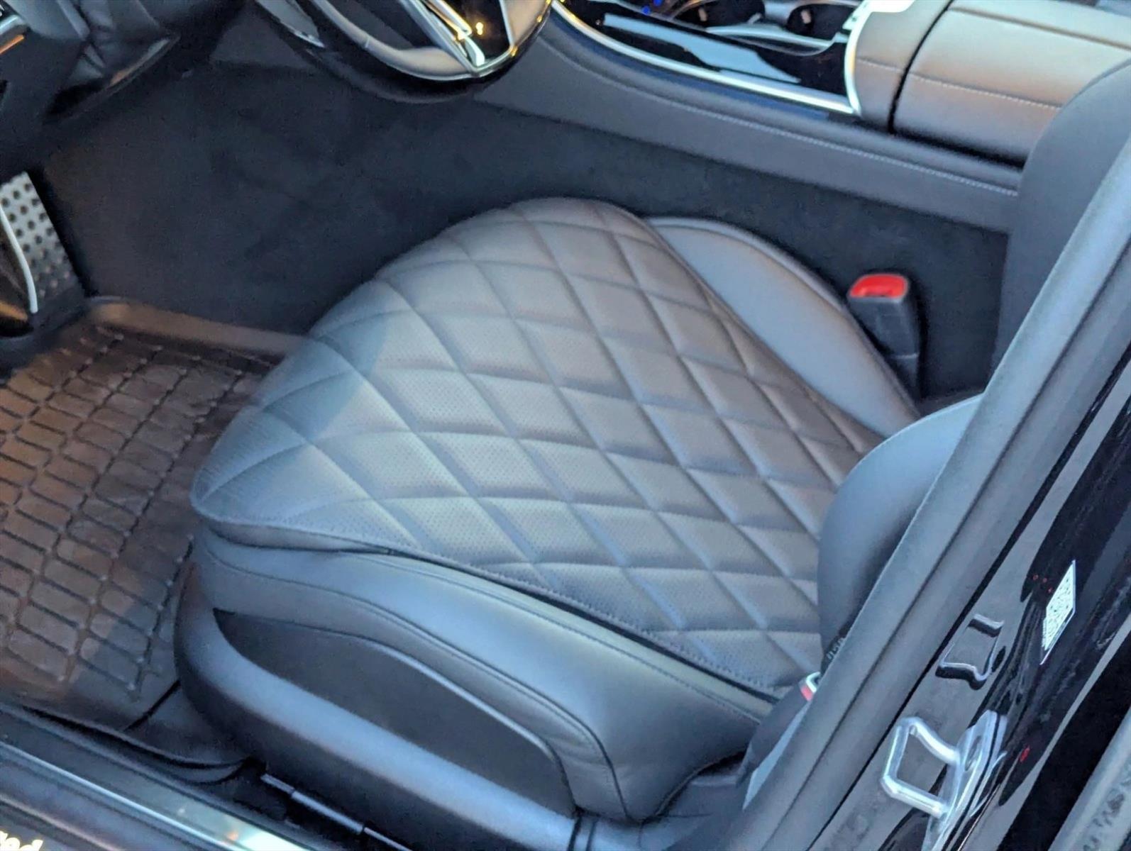 2025 Mercedes Benz S 580 4MATIC photo 4