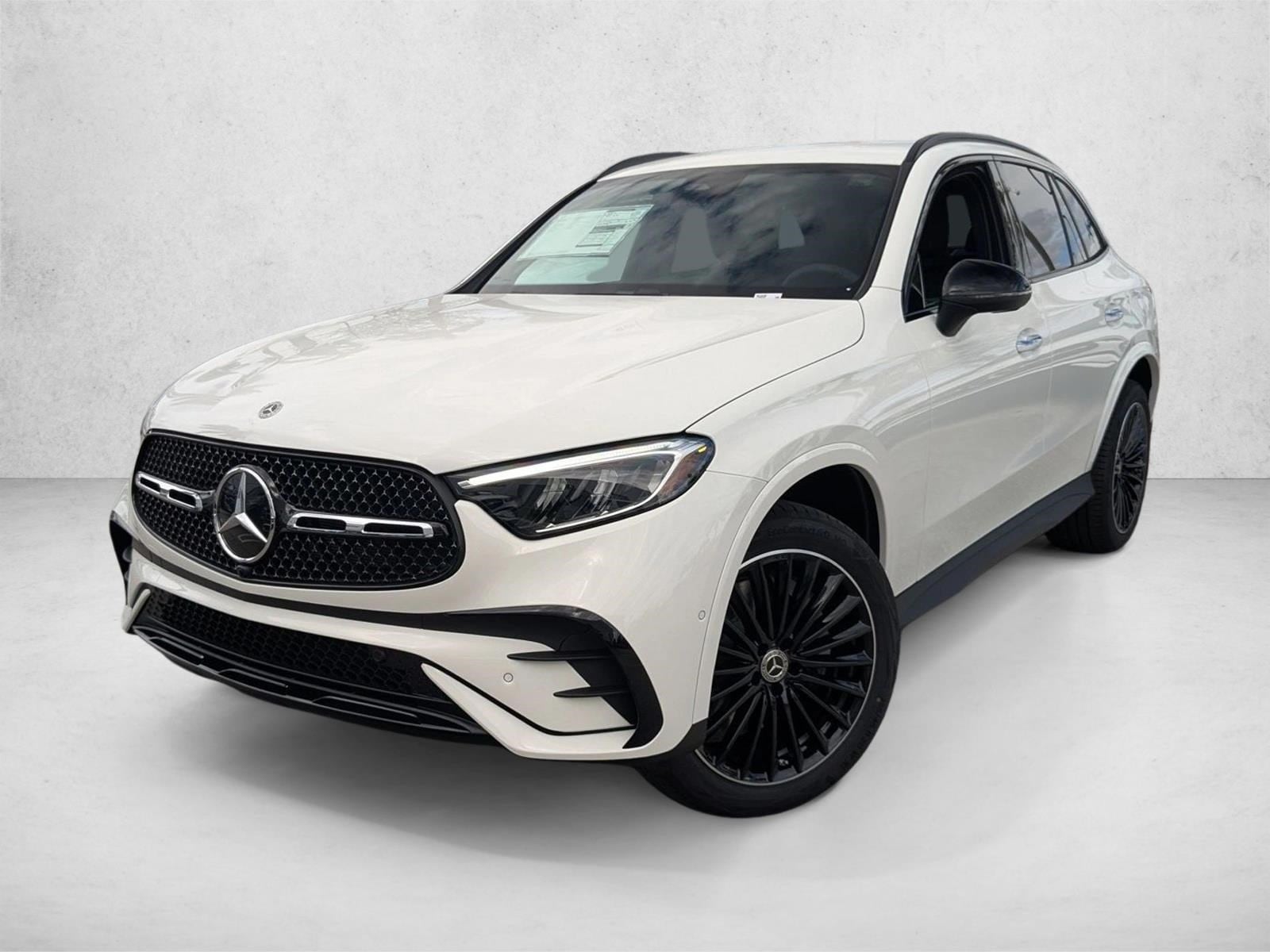 2026 Mercedes-Benz GLC Base's photo