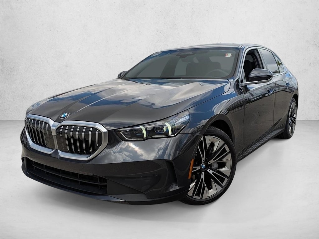 Used 2025 BMW 5 Series xDrive Sedan