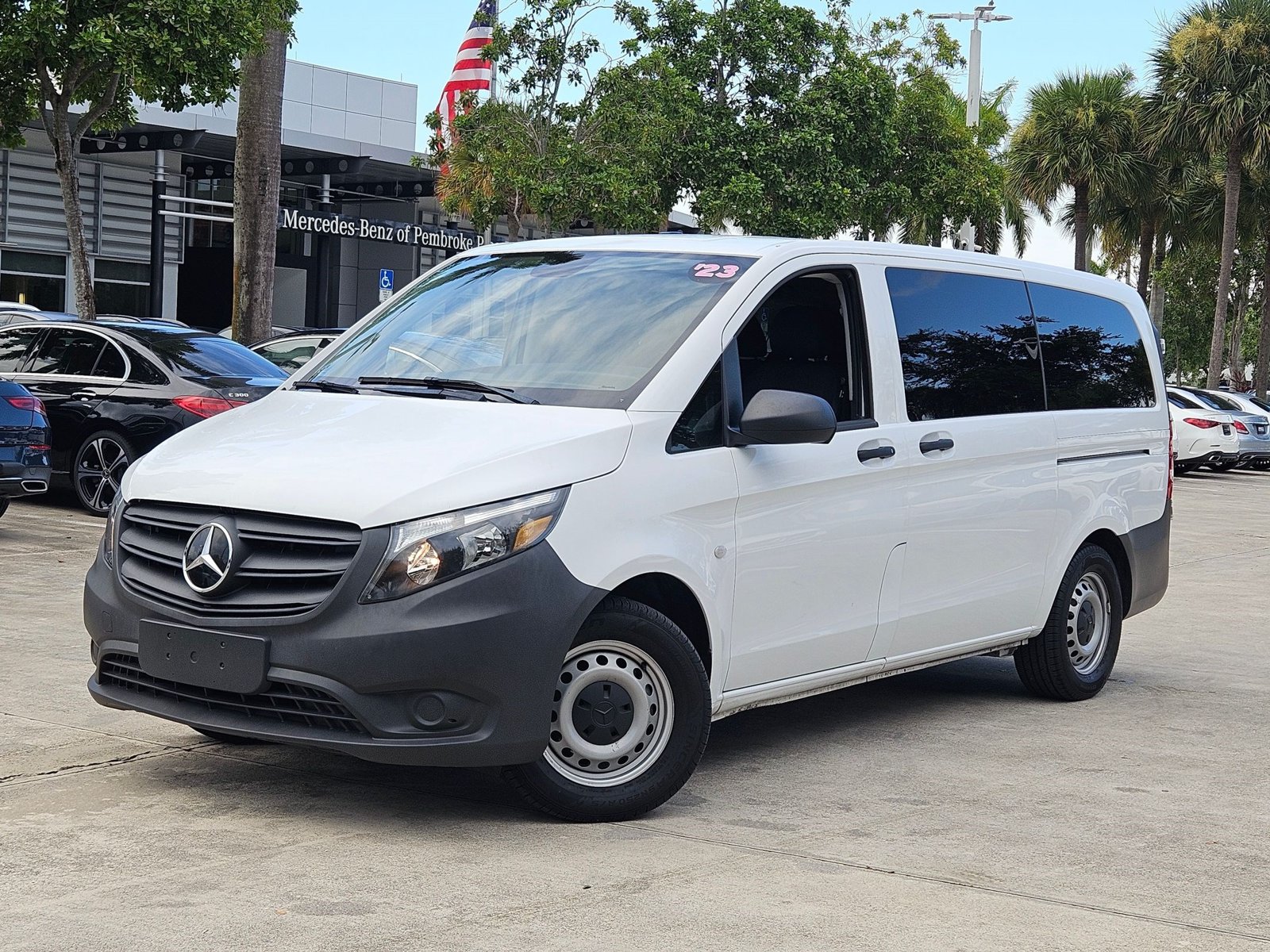 2023 Mercedes-Benz Metris Passenger Van