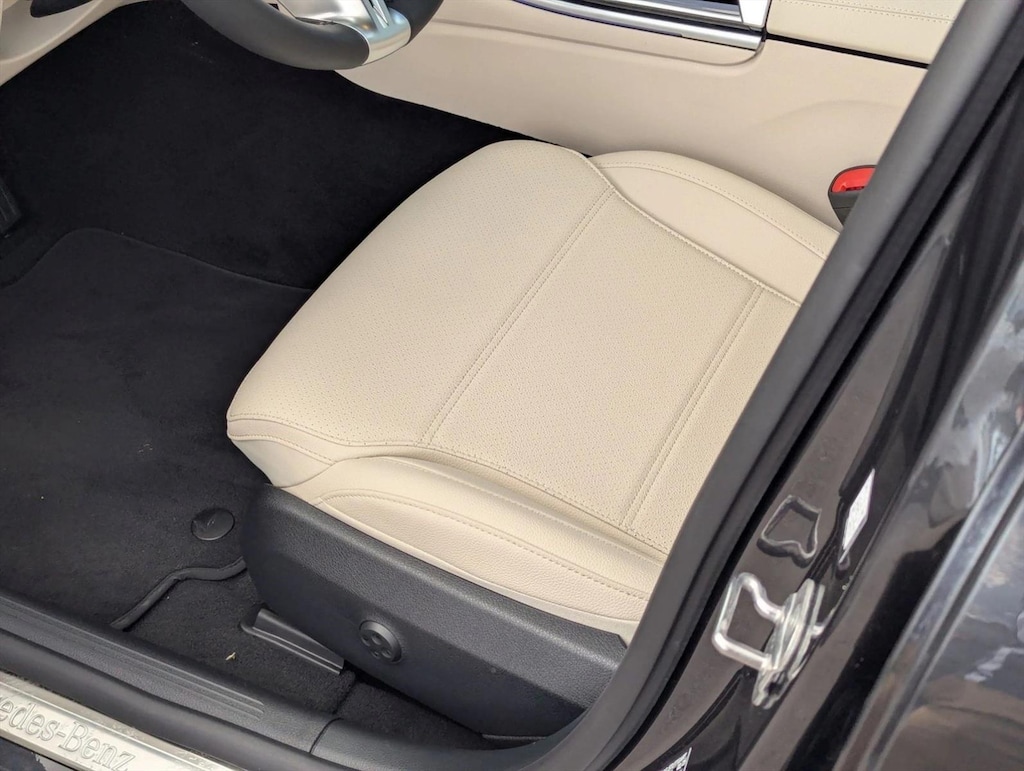 Used 2025 Mercedes-Benz