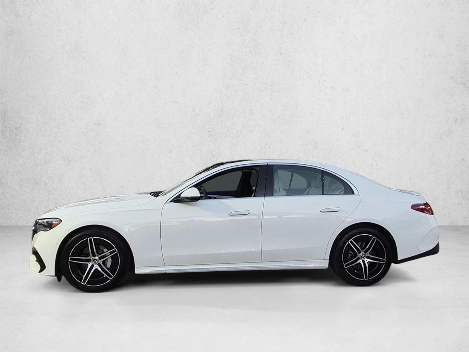 2026 Mercedes-Benz E-Class E350 - Photo 9