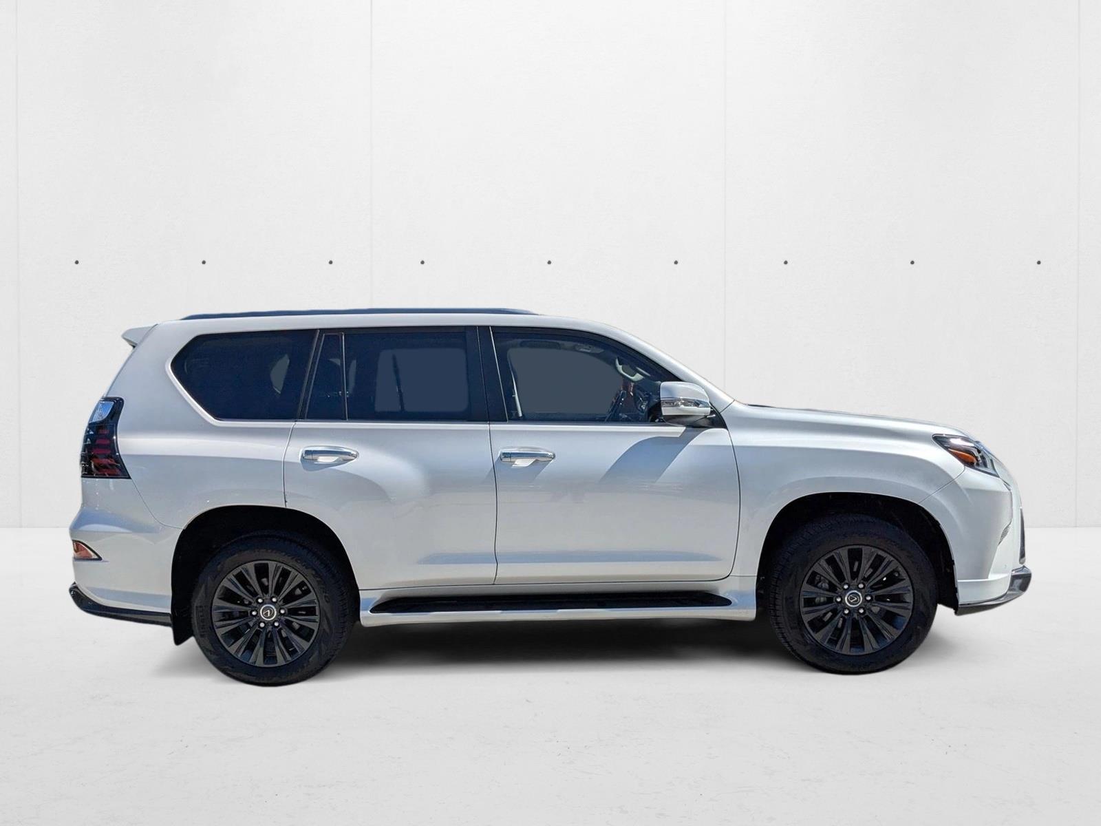 2023 Lexus GX 460 Premium photo 2
