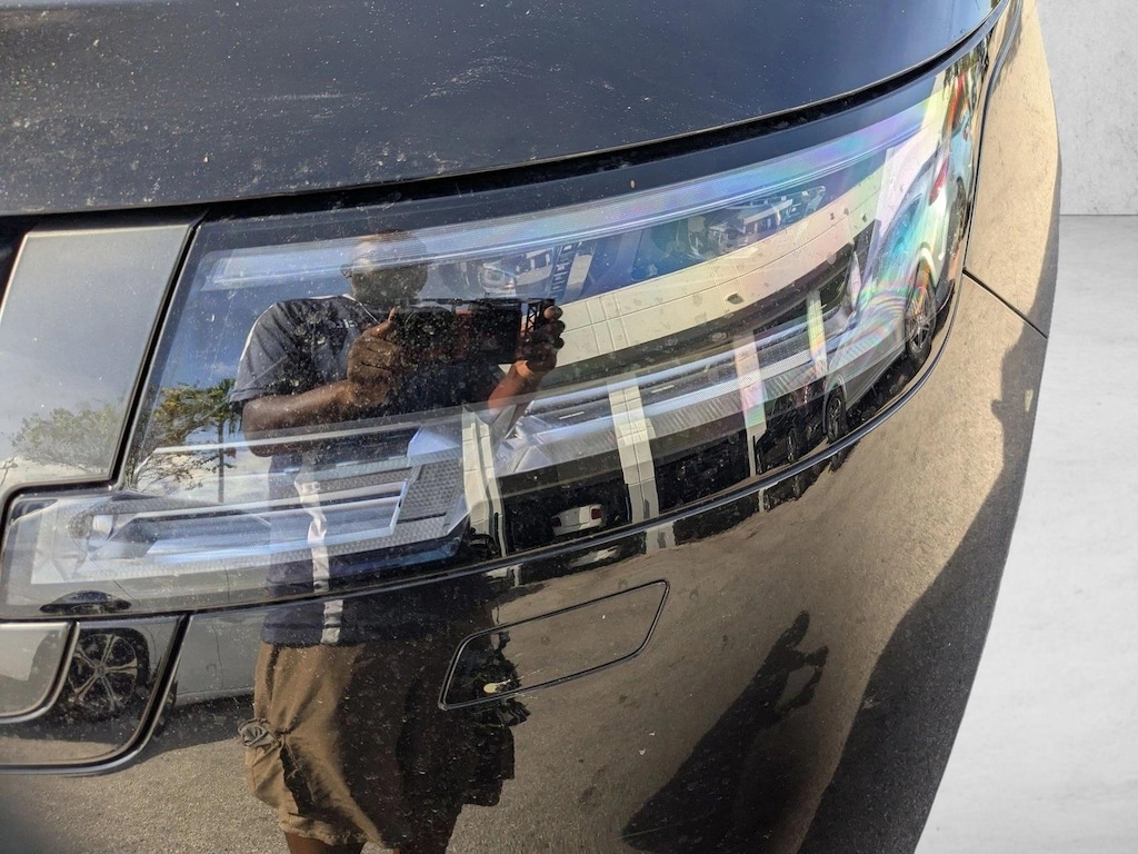 Used 2024 Land Rover Range Rover P530 SE SUV