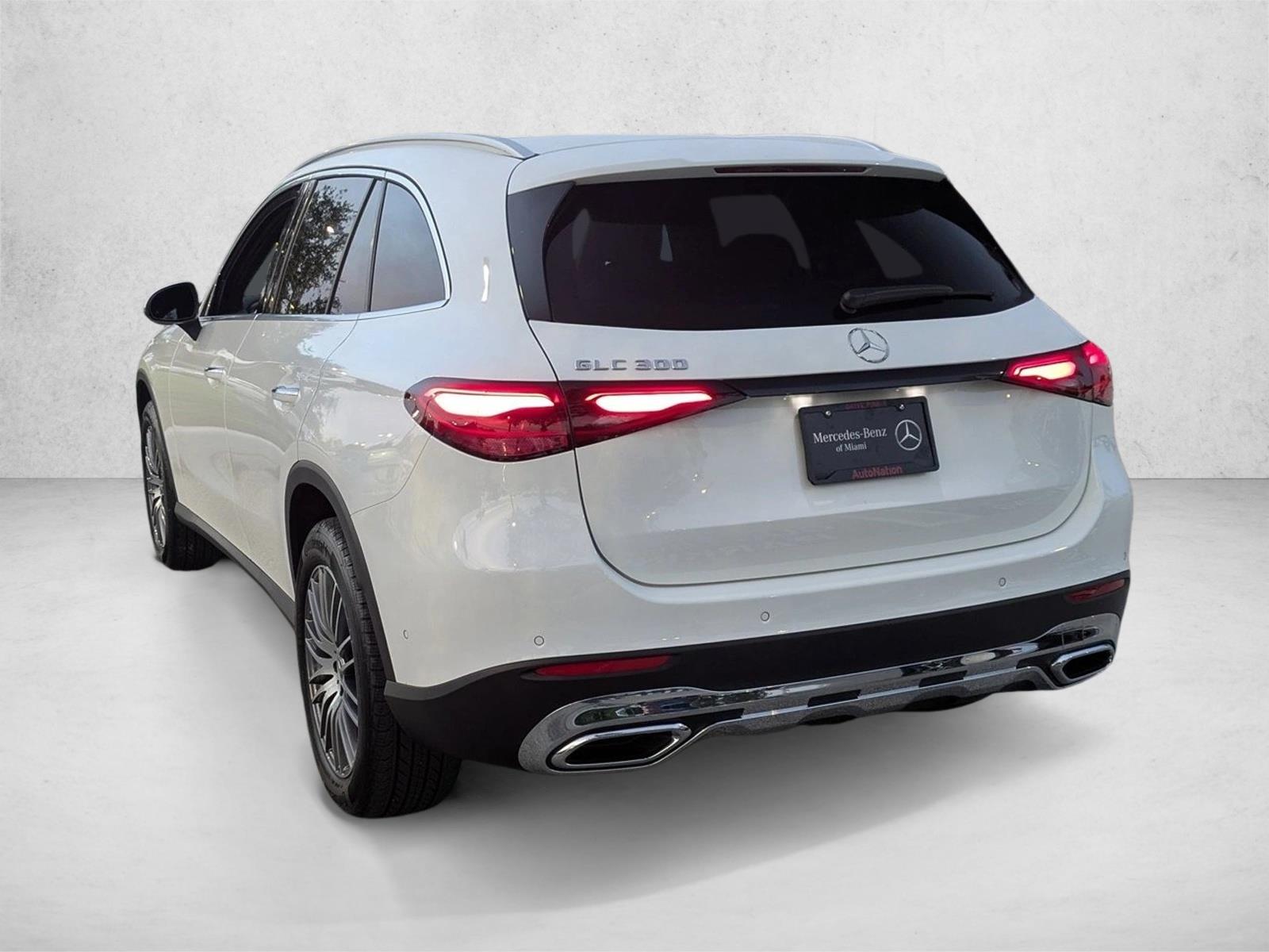 2026 Mercedes-Benz GLC Base - Photo 8
