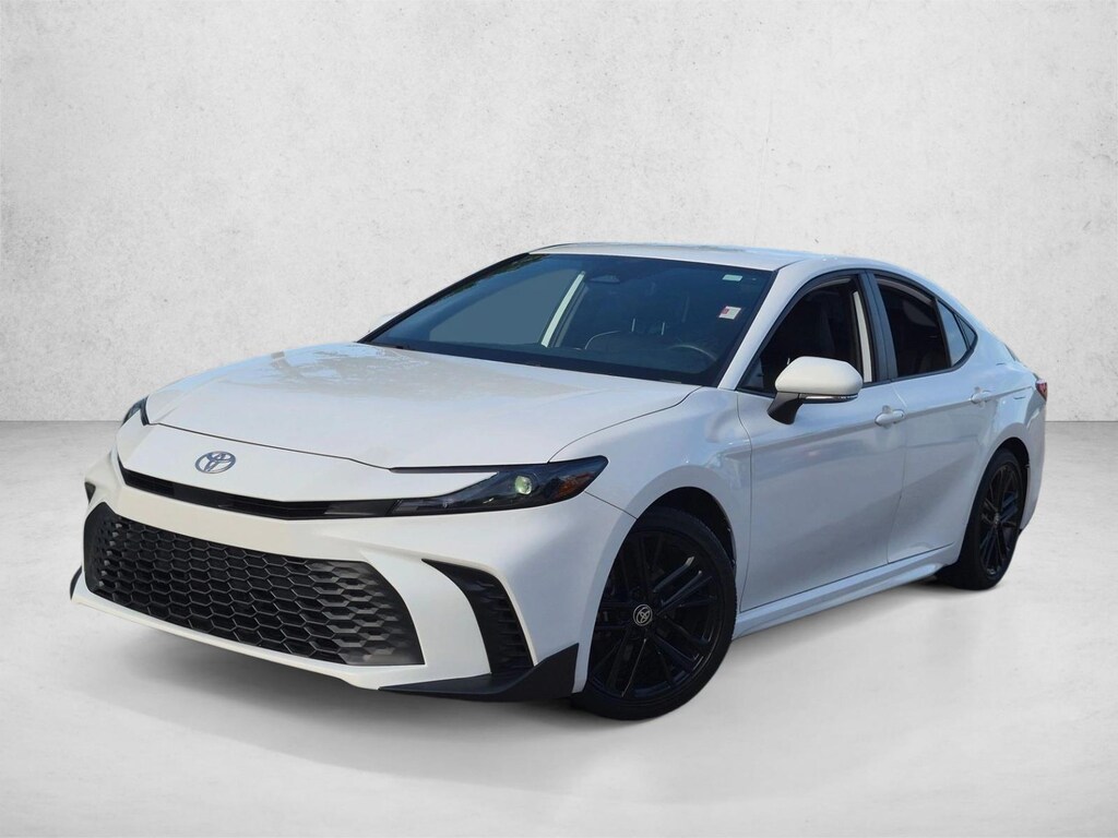 Used 2025 Toyota Camry SE Sedan