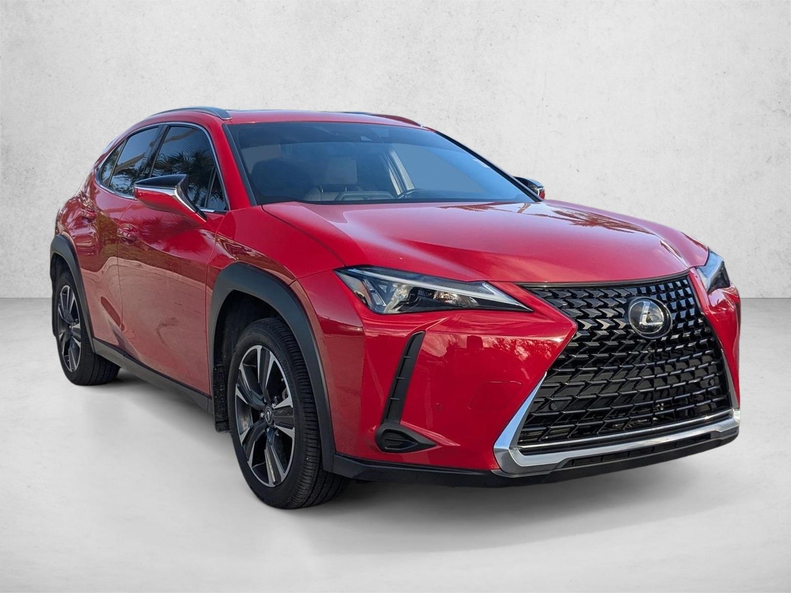2024 Lexus UX 250h photo 2