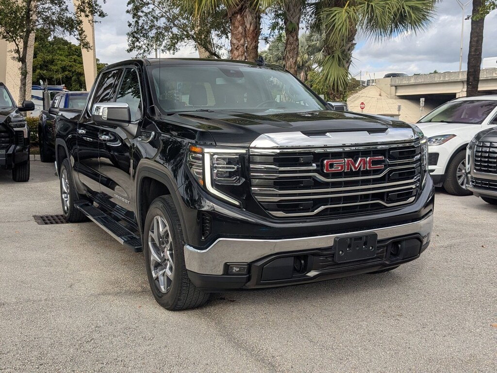 Used 2024 GMC Sierra 1500 SLT Truck Crew Cab