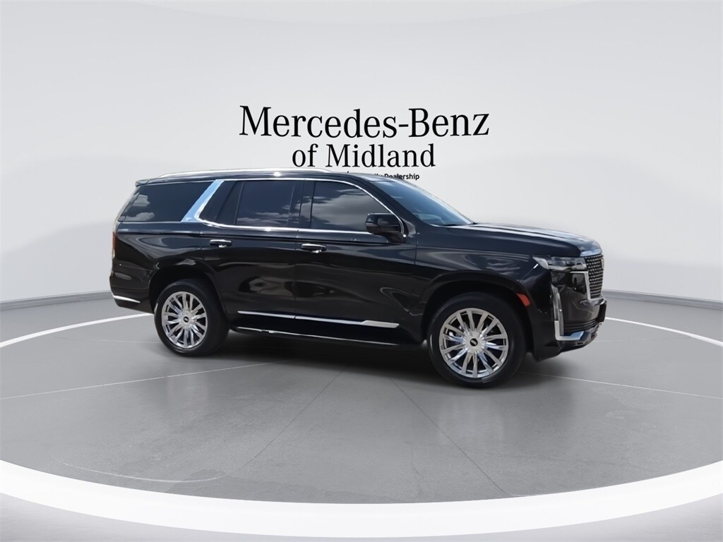 2021 Cadillac Escalade Premium Luxury photo 2