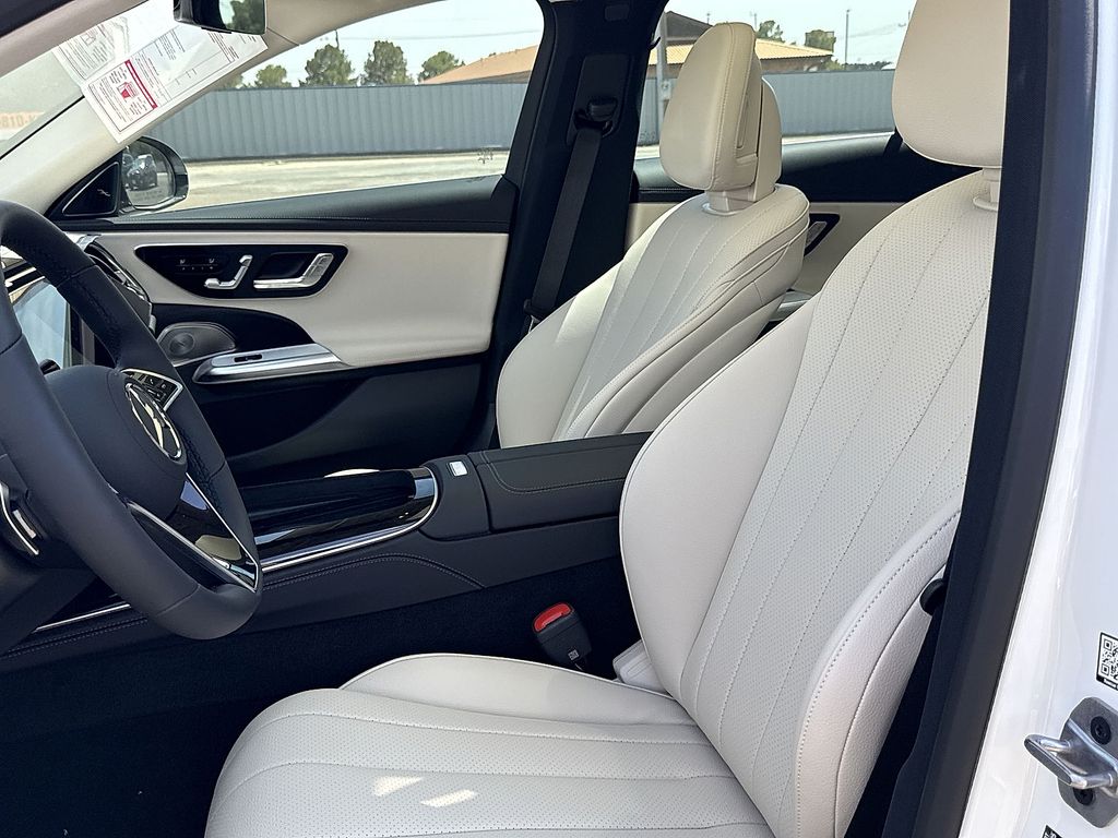 2026 Mercedes-Benz E-Class E350 - Photo 16
