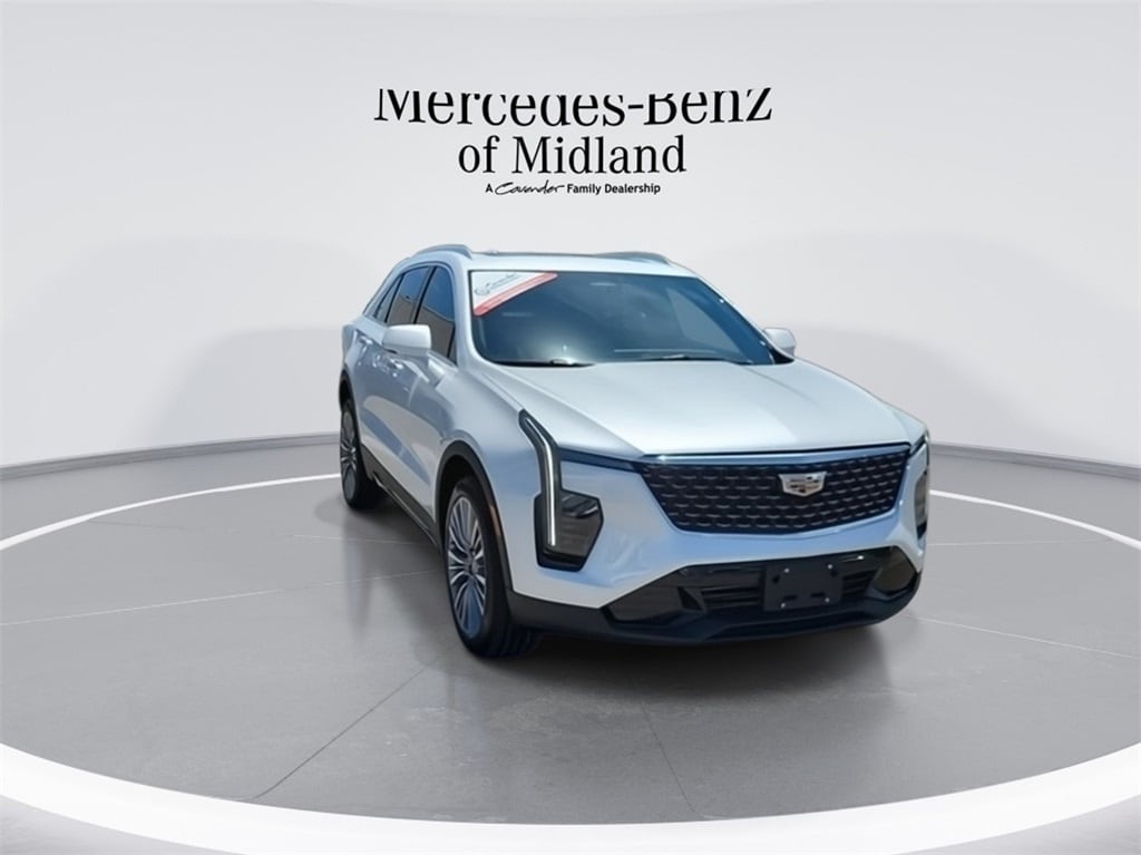 Used 2024 Cadillac XT4 Premium Luxury with VIN 1GYFZCR47RF175549 for sale in Midland, TX