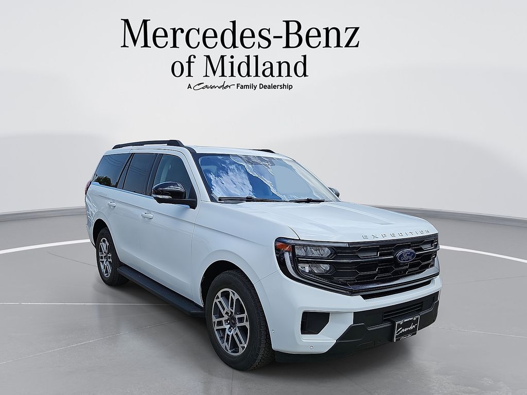 2025 Ford Expedition Active 4x4's photo