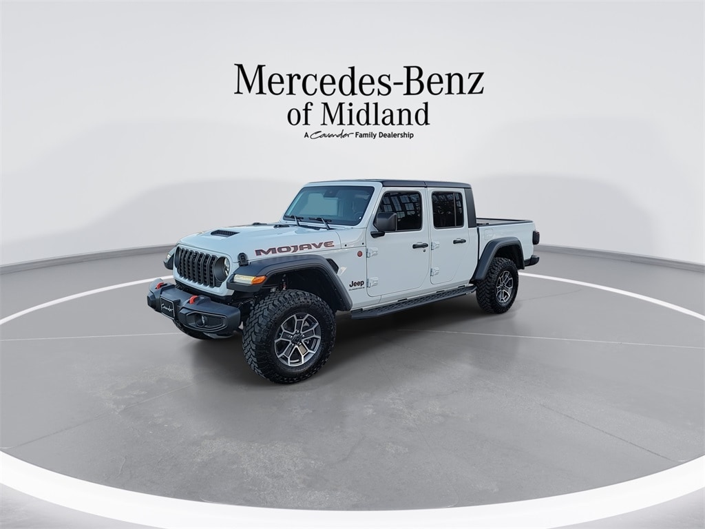 Used 2024 Jeep Gladiator Mojave Truck Crew Cab