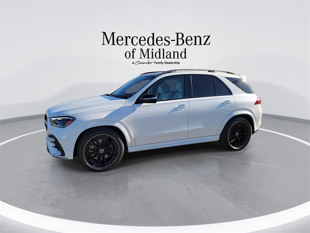 2026 Mercedes Benz GLE 580 4MATIC photo 4