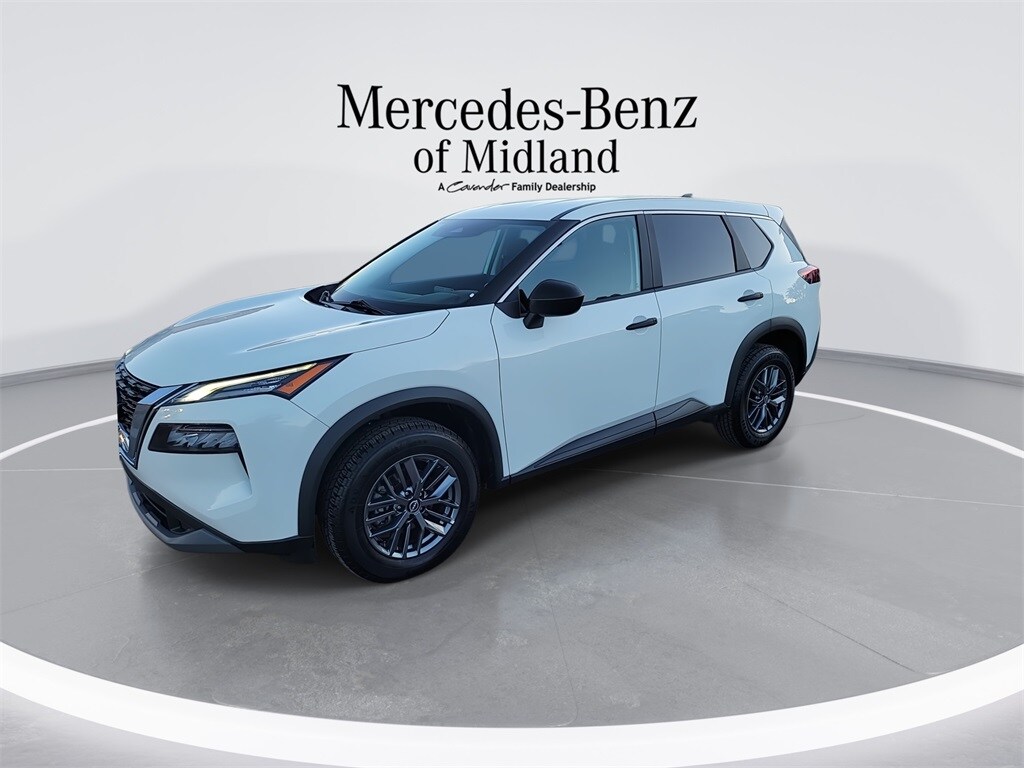 Used 2023 Nissan Rogue S SUV