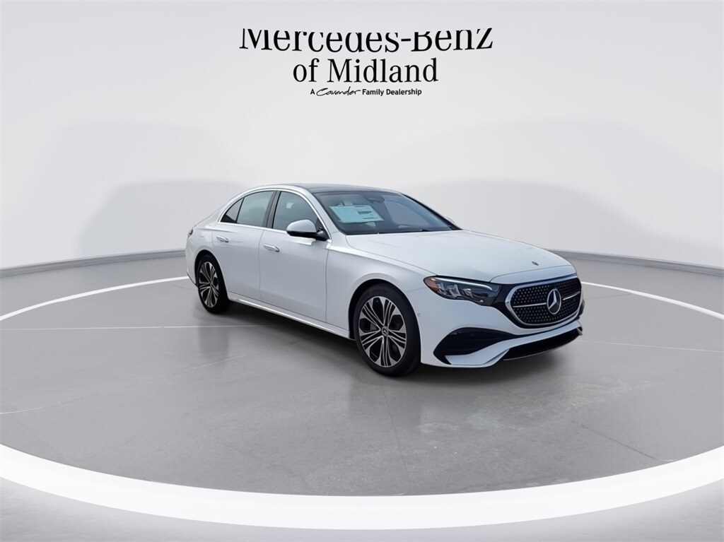 2025 Mercedes Benz E 450 4MATIC photo 2