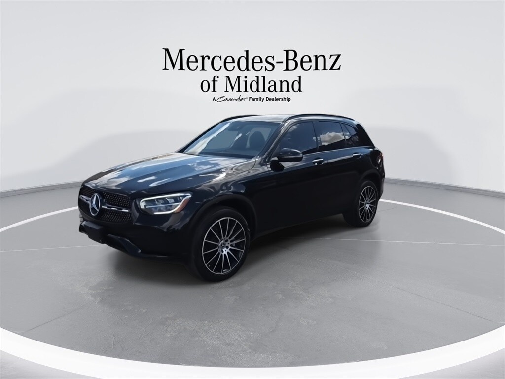 2022 Mercedes Benz GLC 300 AMG photo 4