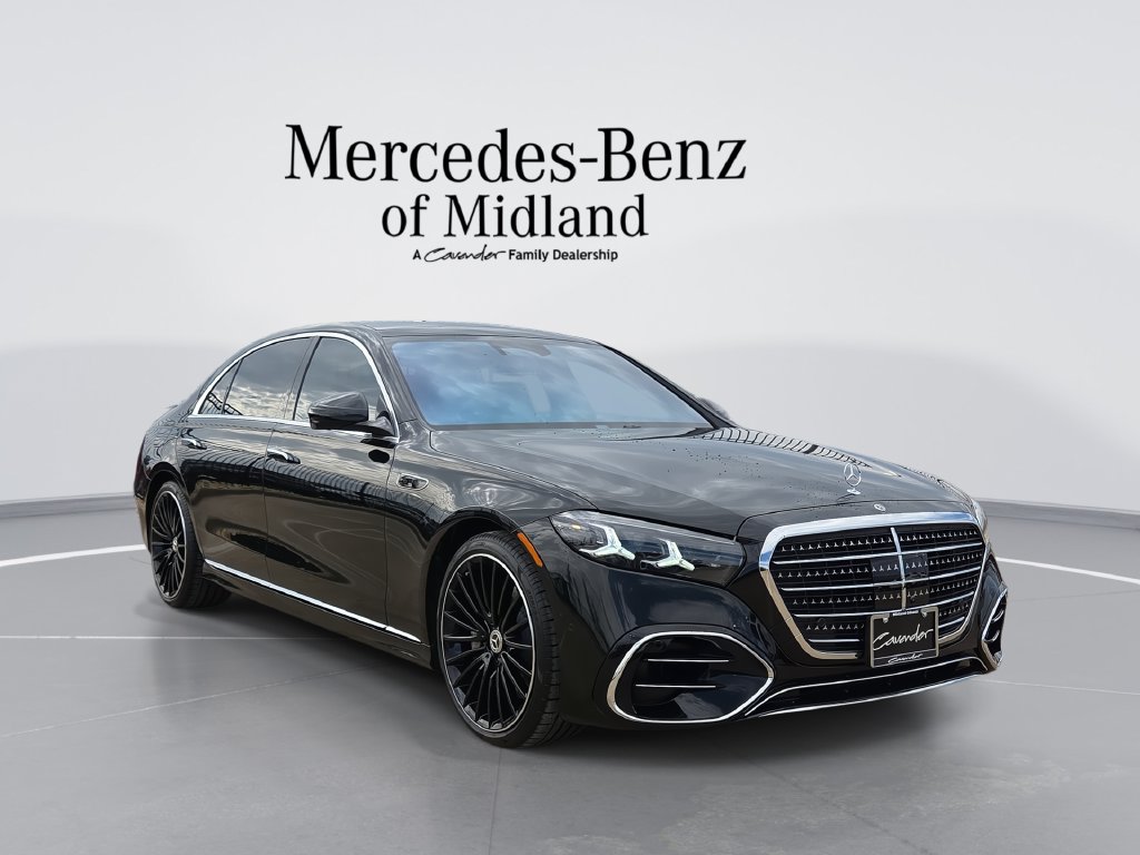  Mercedes-Benz S-Class