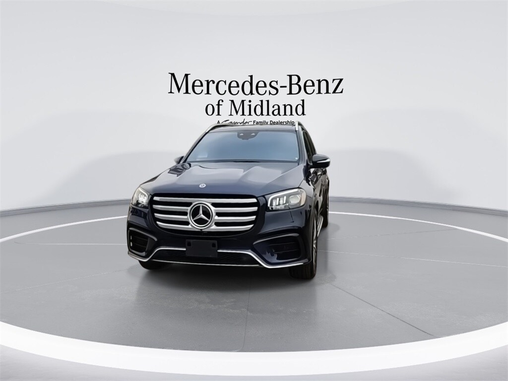 2024 Mercedes Benz GLS 580 photo 2