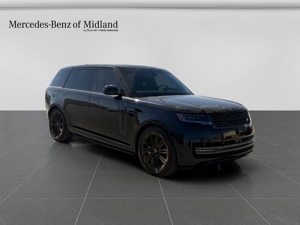 2025 Land Rover Range Rover SE