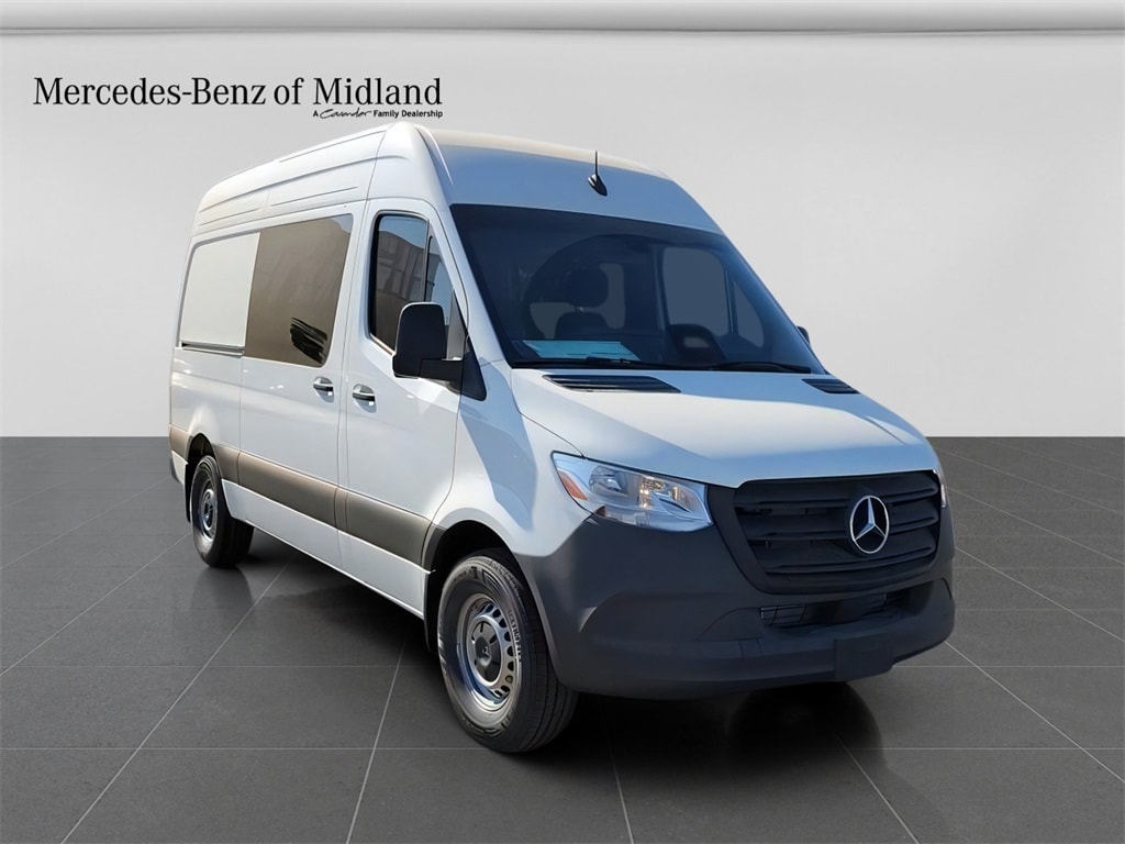 2025 Mercedes-Benz Sprinter Crew Van