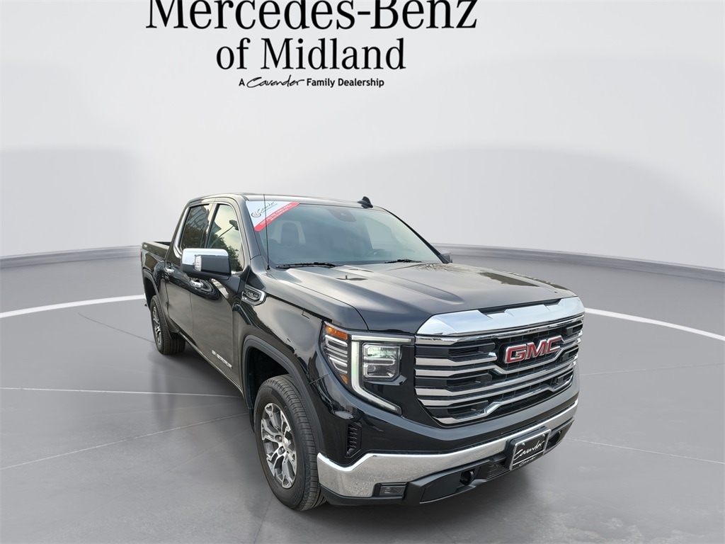 2024 GMC Sierra 1500 SLT's photo