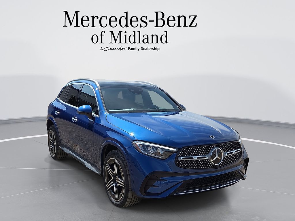 2026 Mercedes-Benz GLC